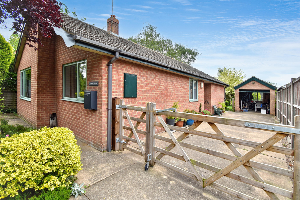 Park Lane, Manby, LN11 8US, photo 2