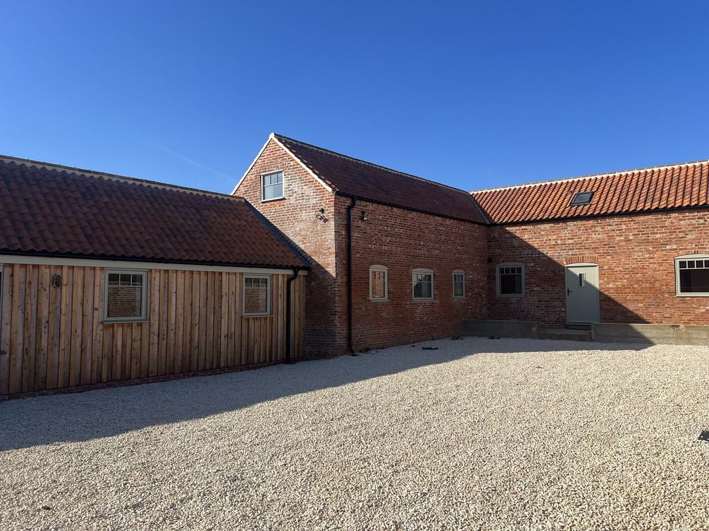 Owl Barn, Mill Lane, Middle Rasen. LN8 3LE, photo 2