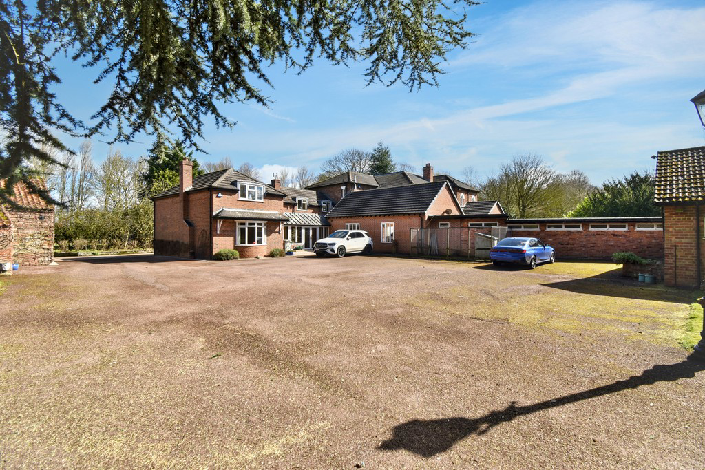 The Elms, Fleetway, North Cotes, Grimsby DN36 5UT, photo 31