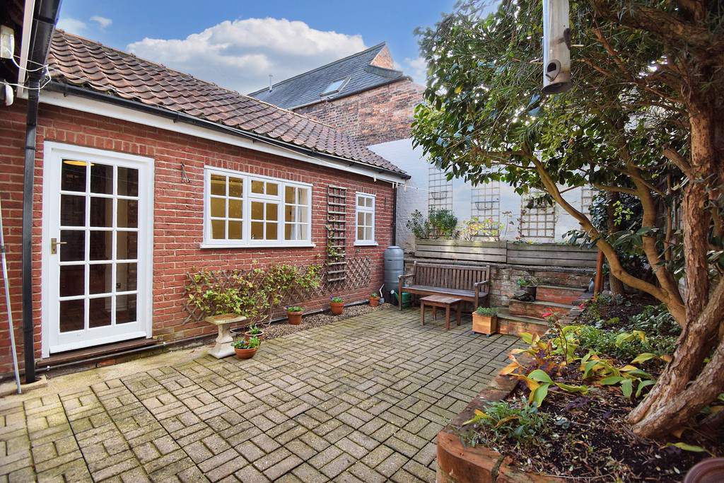 10-12 Eastgate, Louth LN11 9NE, photo 20