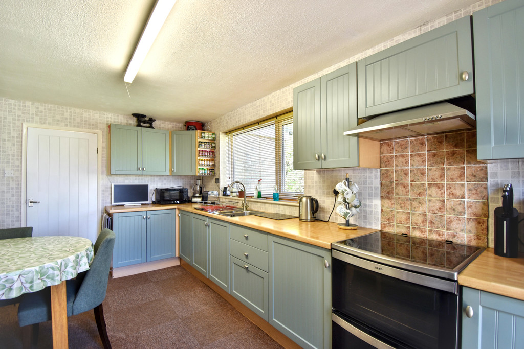 The Bungalow, Sea Dyke Way, Marshchapel DN36 5TZ, photo 10