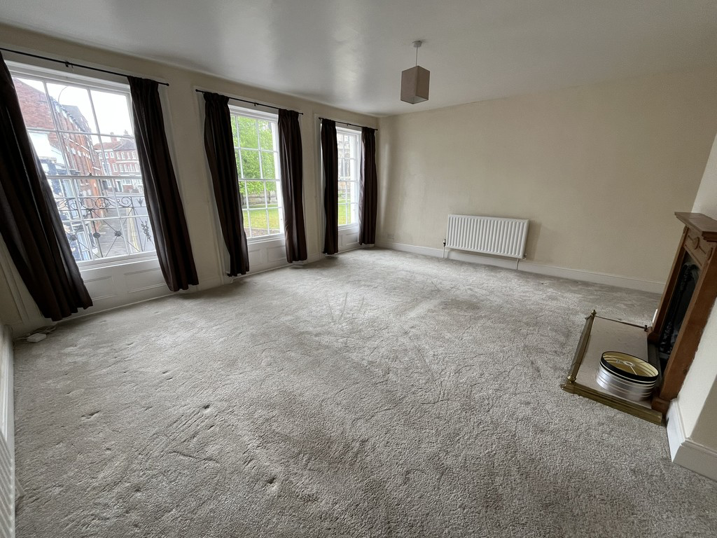 Chequergate, Louth. LN11 0LH, photo 5