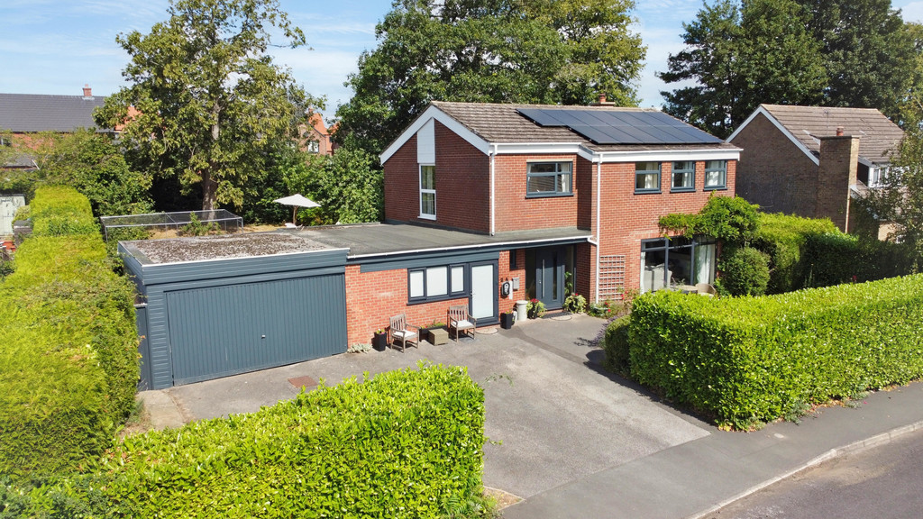 24 St. Mary's Park, Louth LN11 0EF