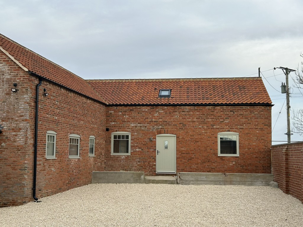 Owl Barn, Mill Lane, Middle Rasen. LN8 3LE, photo 18