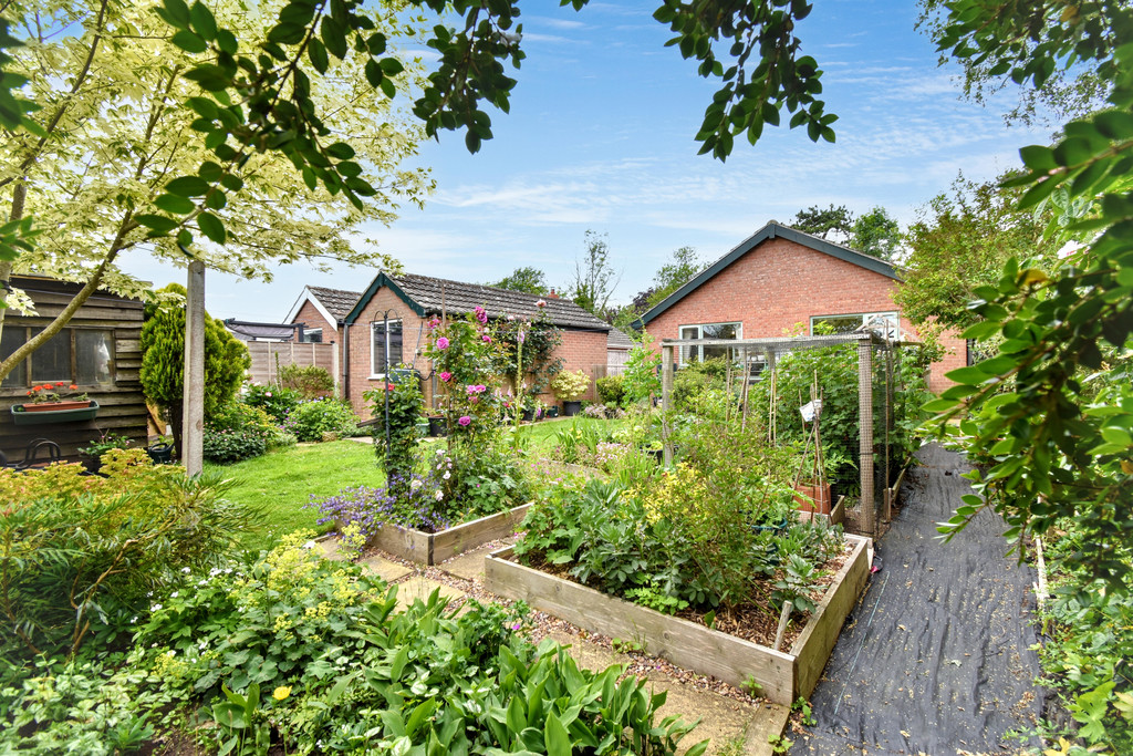Park Lane, Manby, LN11 8US, photo 19
