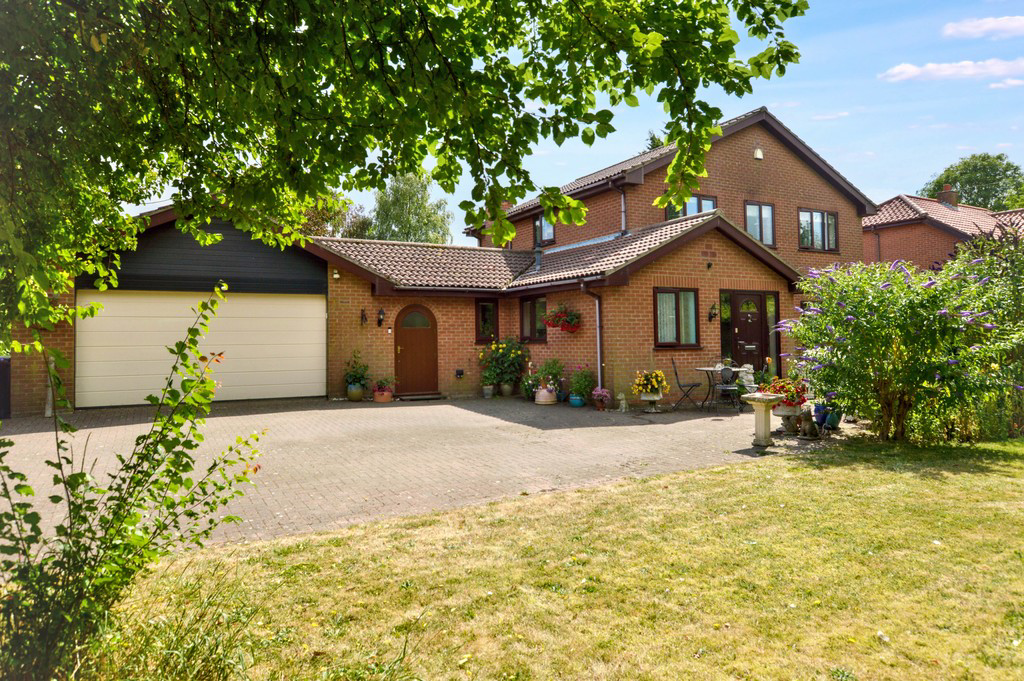 Hawthorne House, Benniworth LN8 6JJ