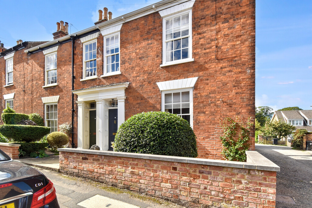 19 George Street, Louth, LN11 9JU
