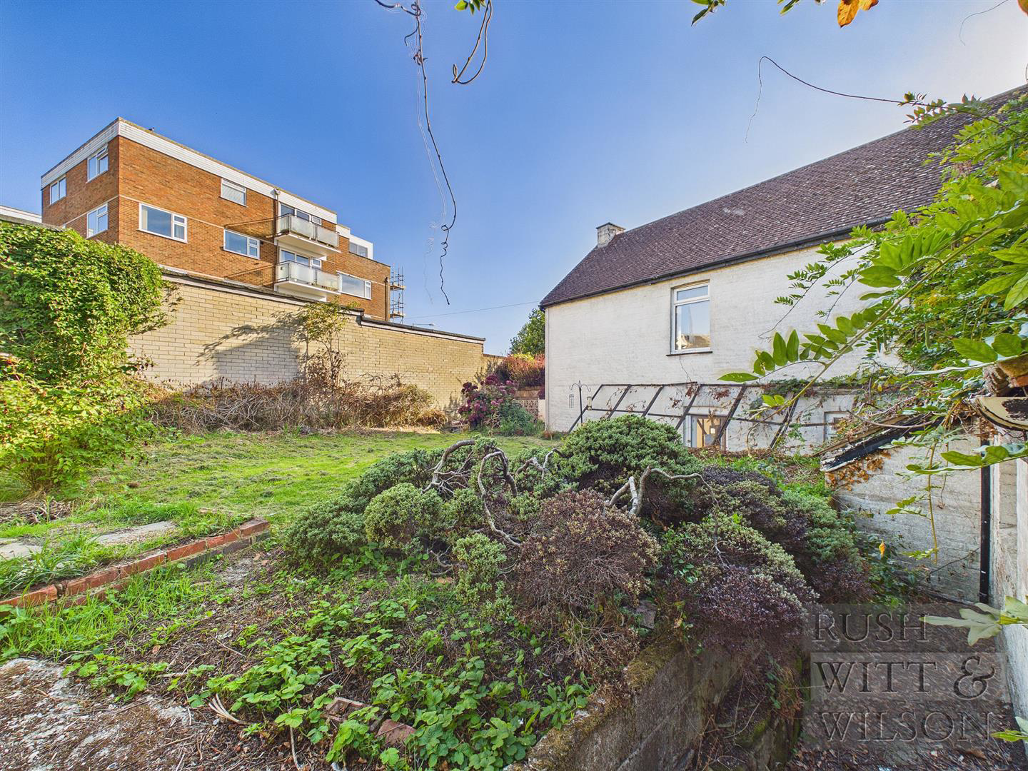 Sedlescombe Road North, St. Leonards-On-Sea, photo 14