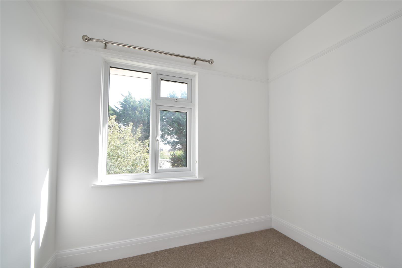 Abbey Drive, St. Leonards-On-Sea, photo 14