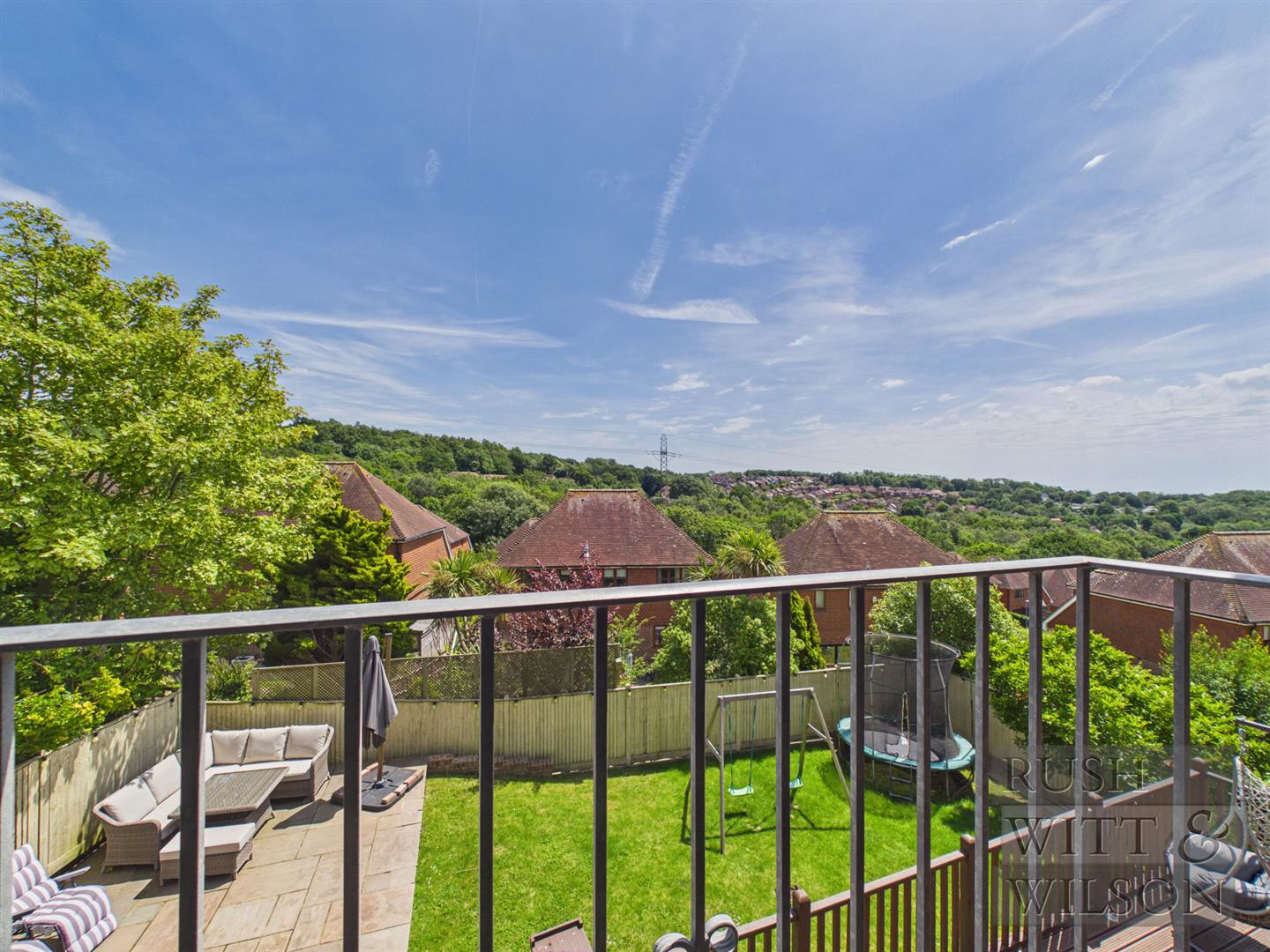 Stonebeach Rise, St. Leonards-On-Sea, photo 33