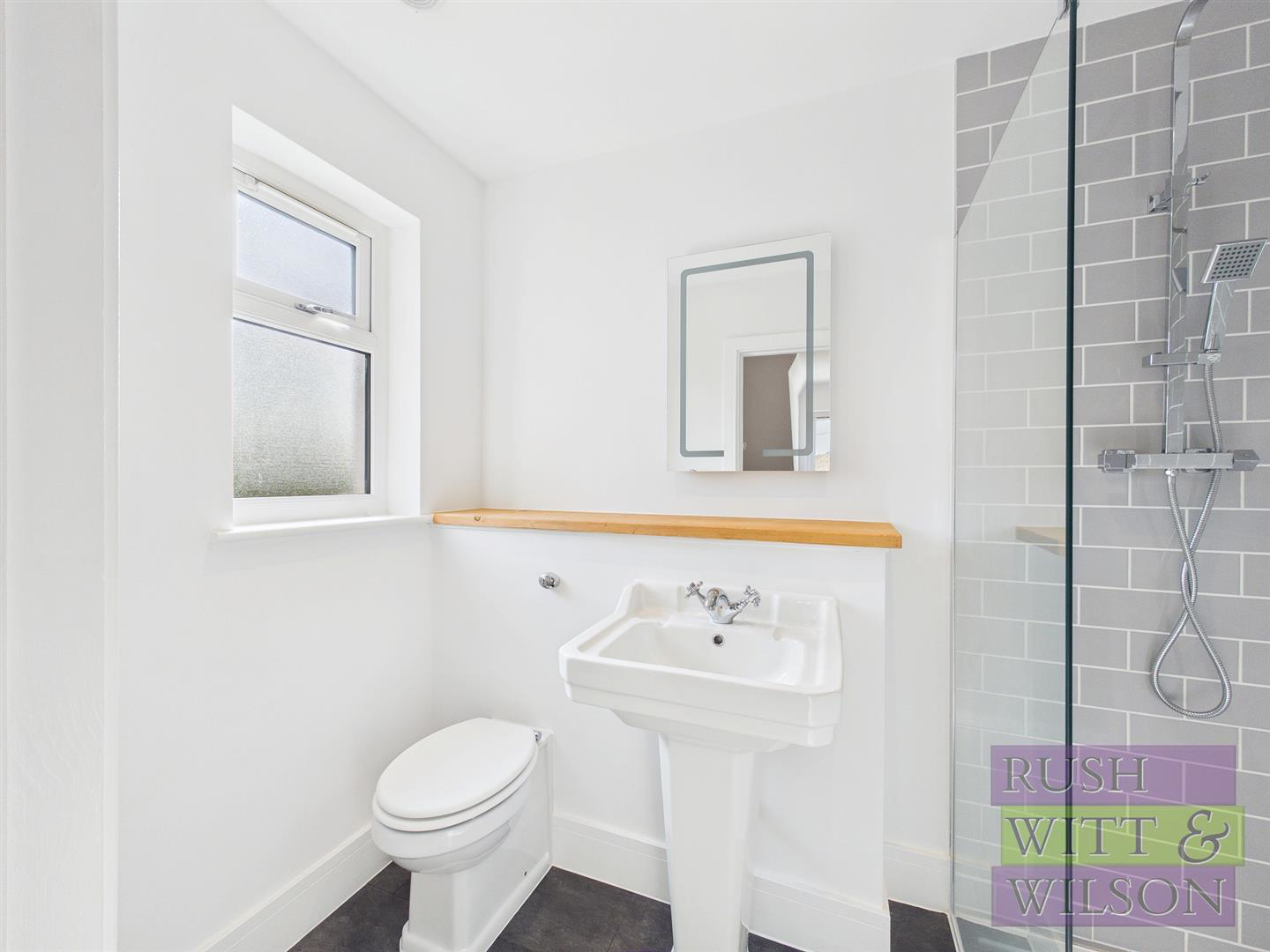 Heath Road, Appledore, photo 28