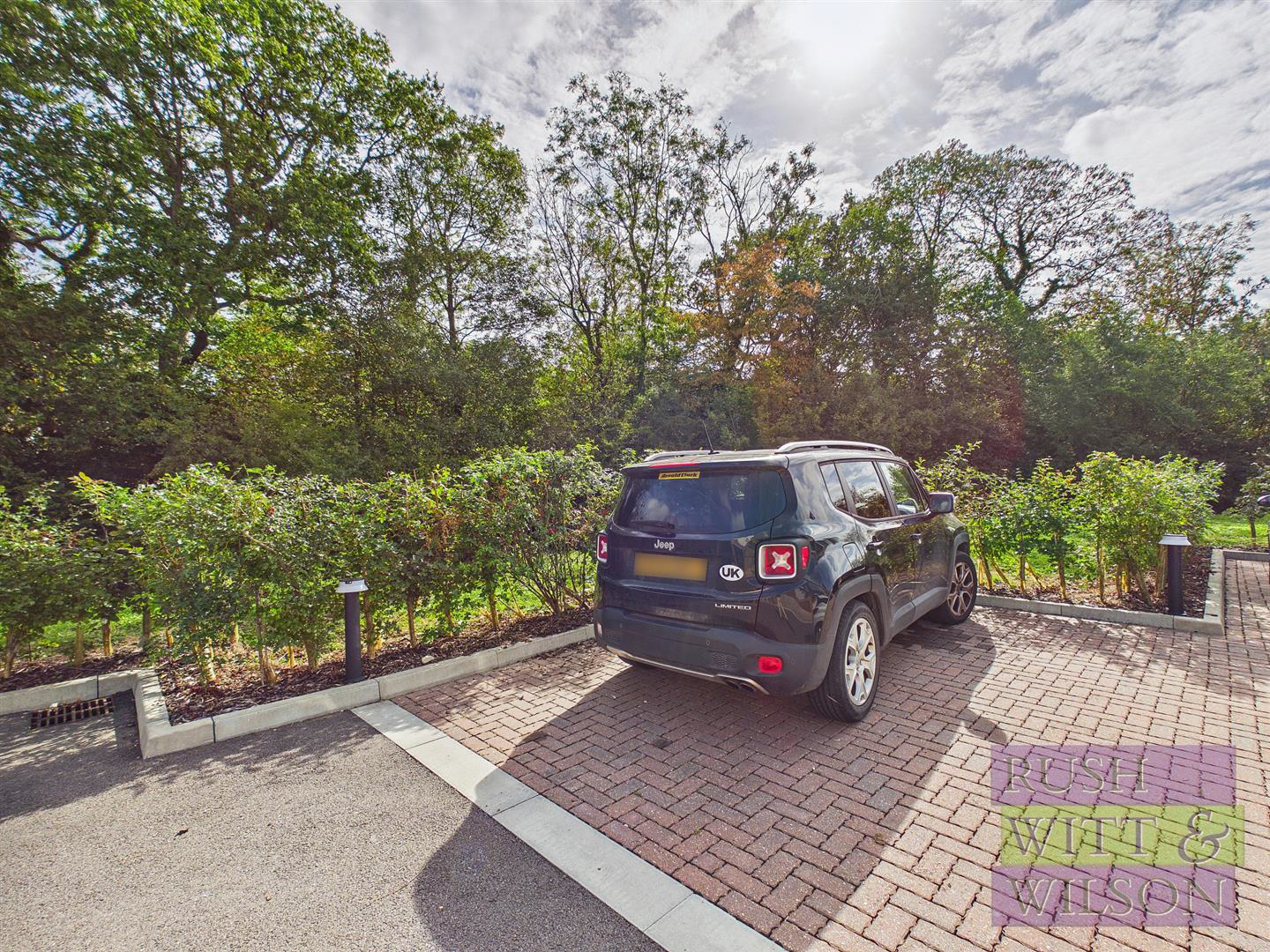 Elizabeth Gardens, Northiam, photo 14