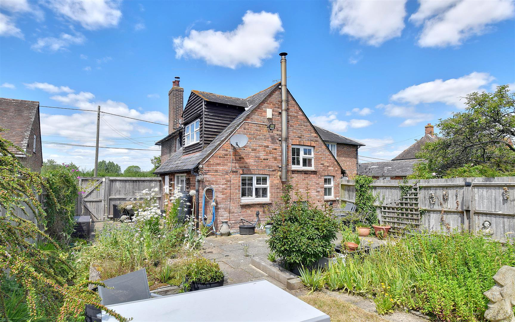 Stone, Tenterden