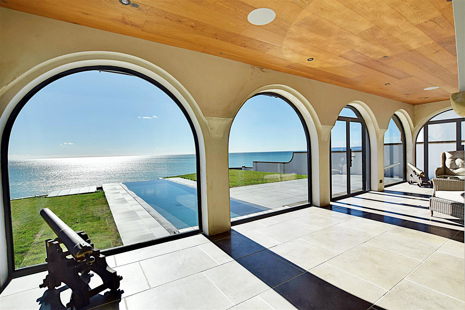 South Cliff, Bexhill-On-Sea, photo 30