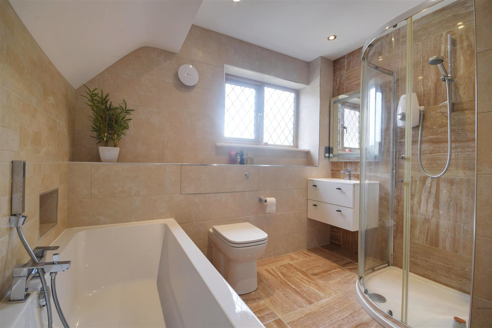 Chitcombe Road, Broad Oak, photo 18