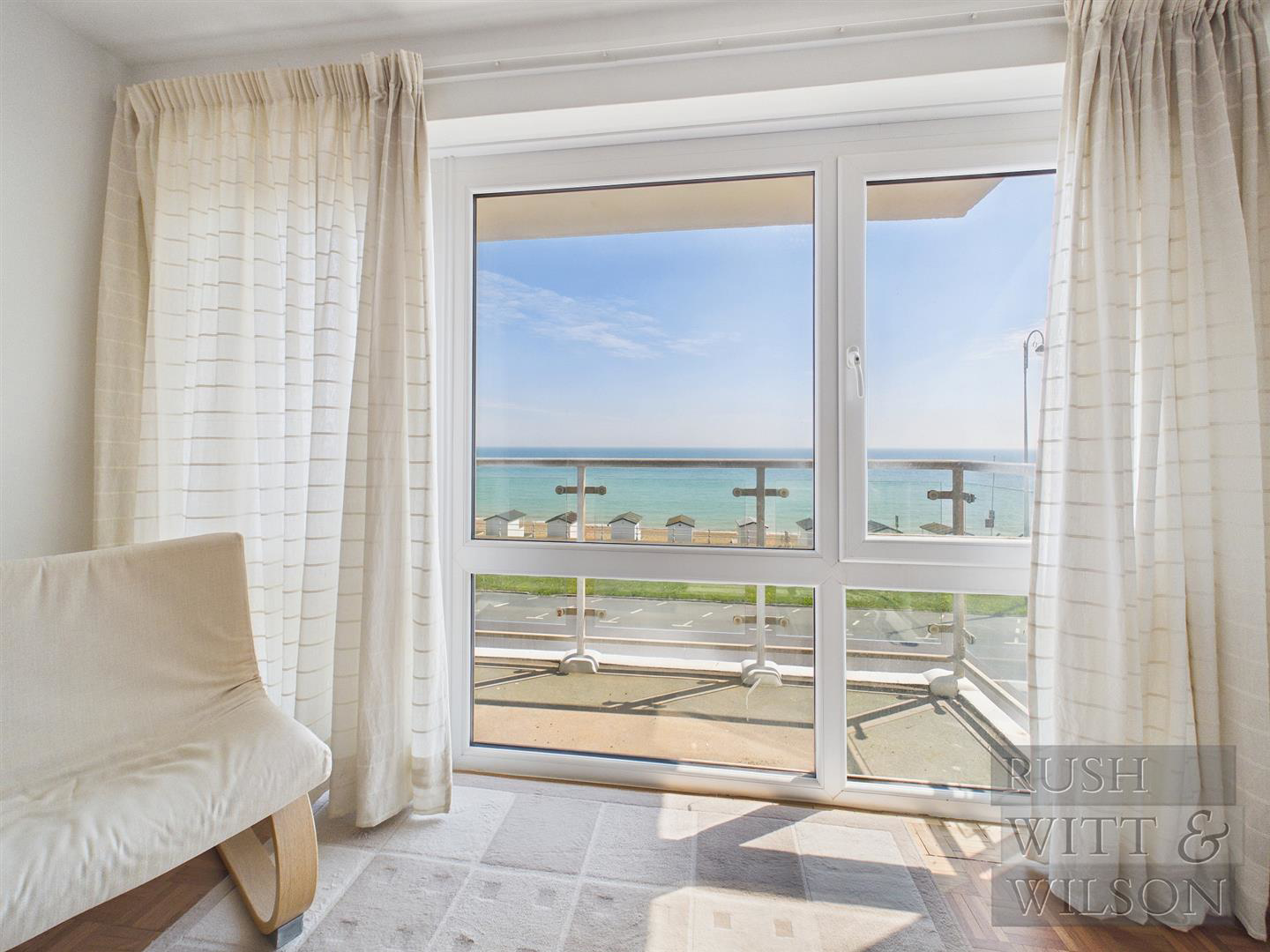 De La Warr Parade, Bexhill, photo 4