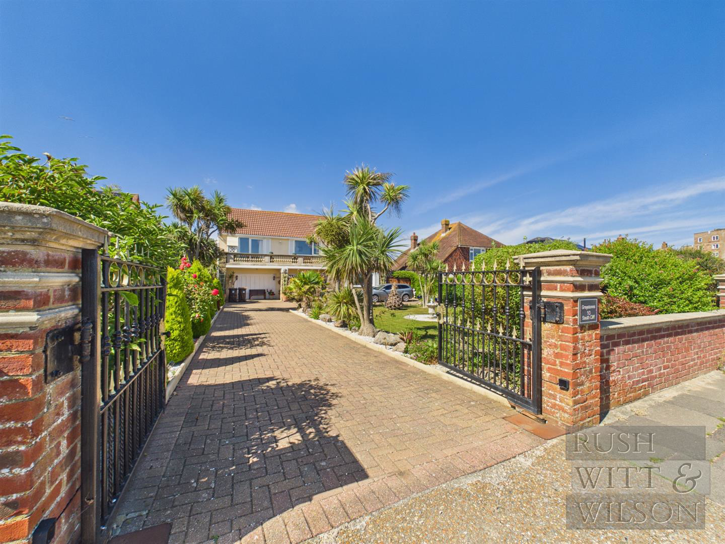 South Cliff Avenue, Bexhill-On-Sea