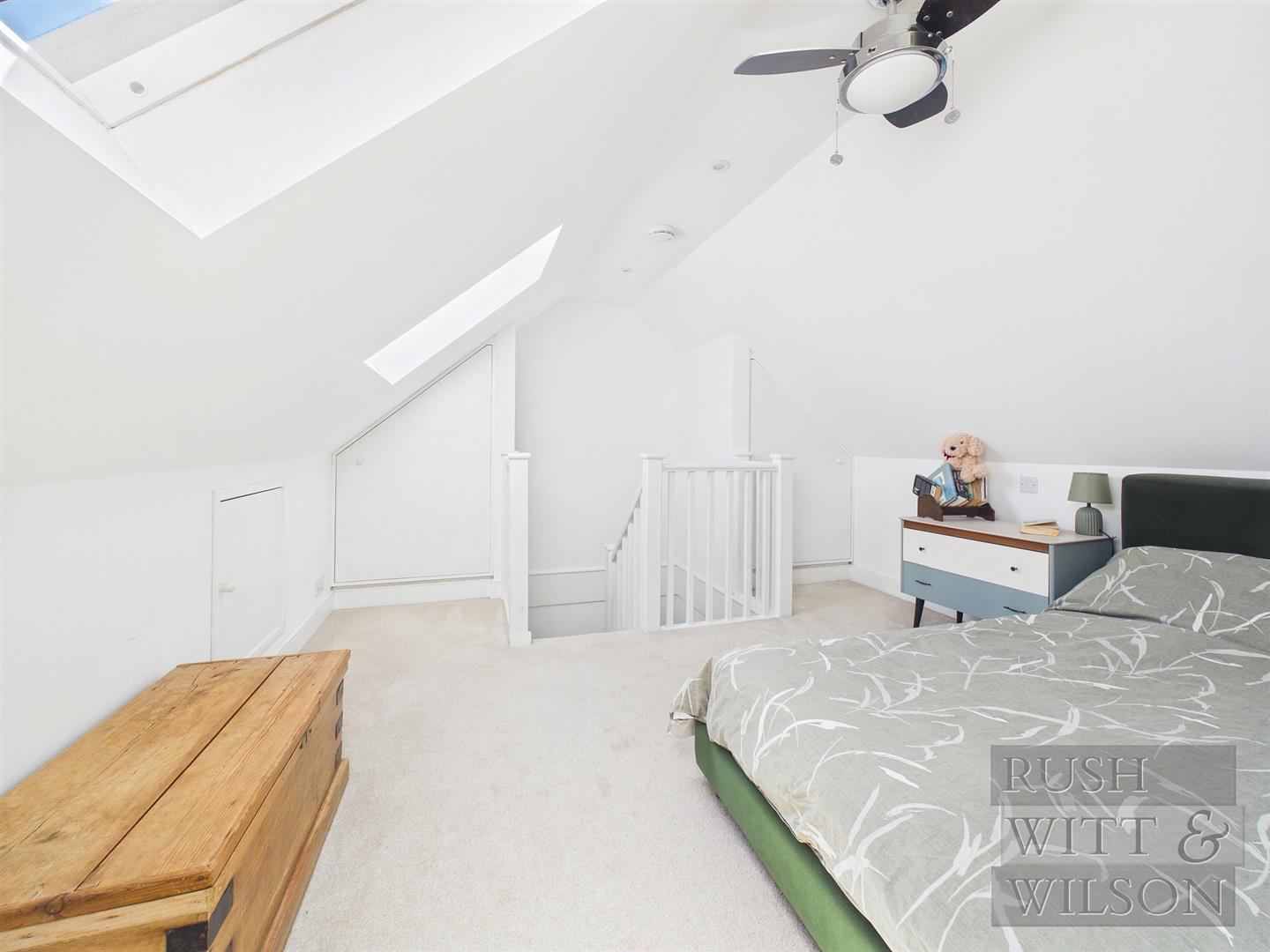 Ticehurst Avenue, Bexhill-On-Sea, photo 18