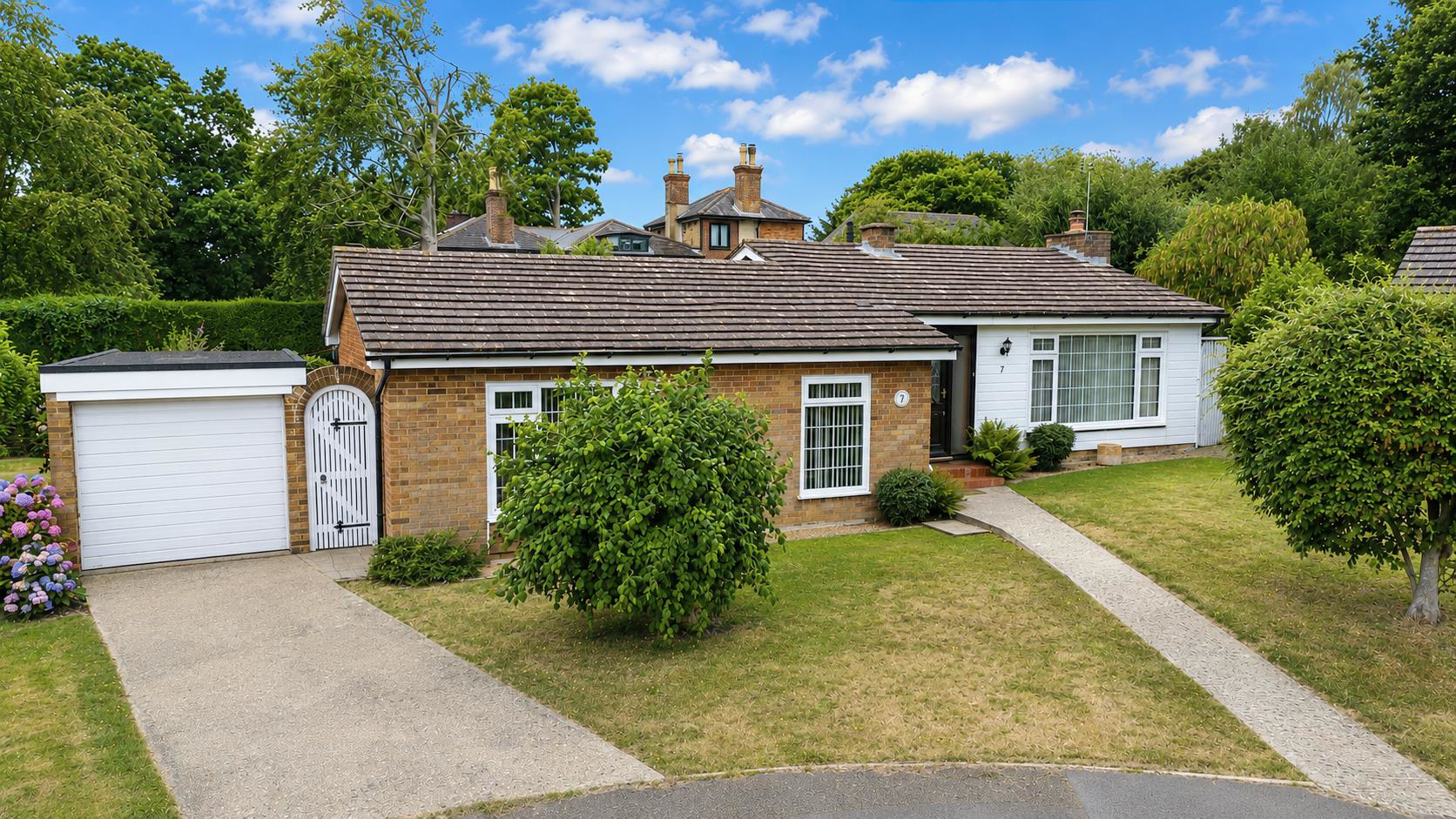 North Ridge, Northiam