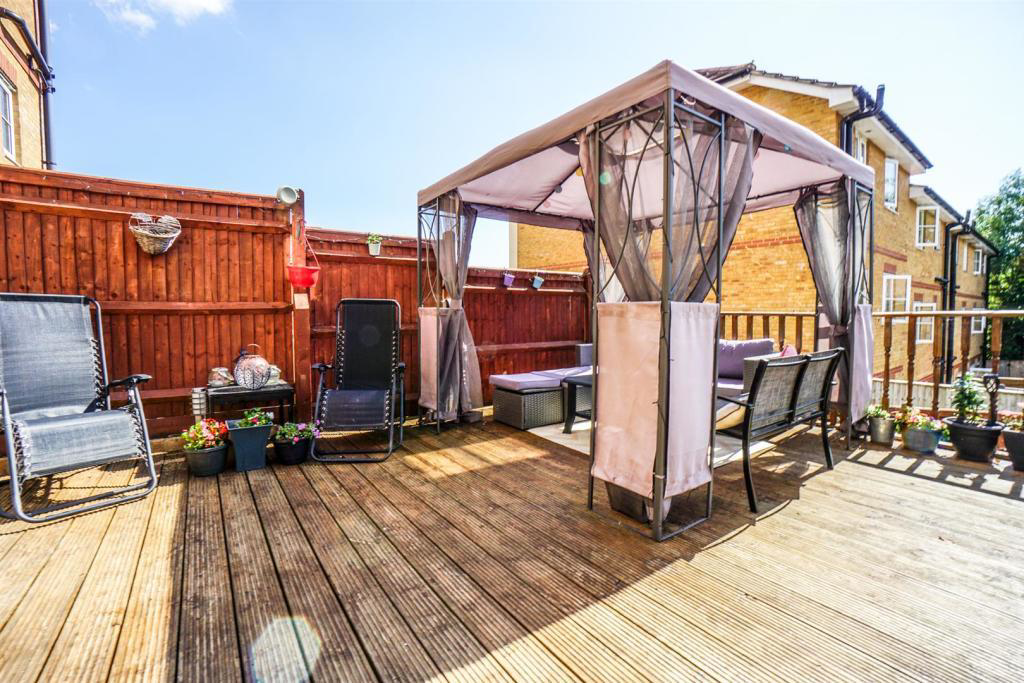 Etchingham Drive, St. Leonards-On-Sea, photo 16
