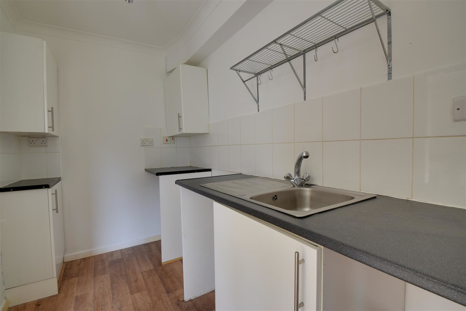 Elphinstone Road, Hastings, photo 6