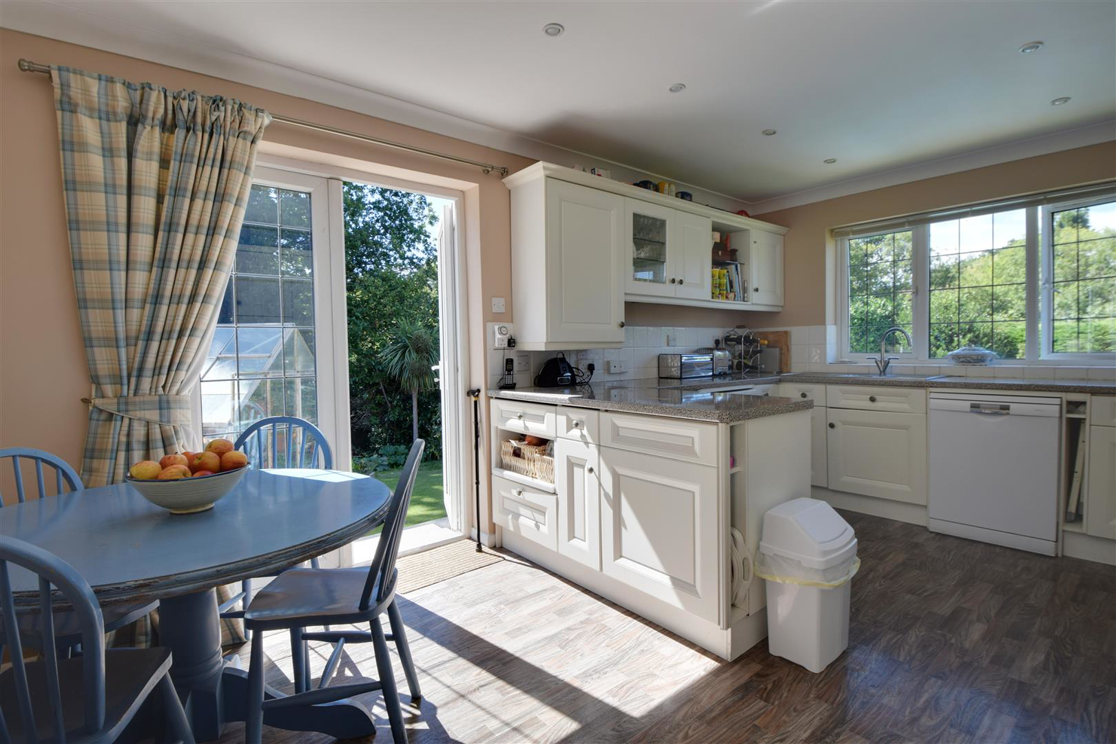 Foxcote, St. Leonards-On-Sea, photo 4