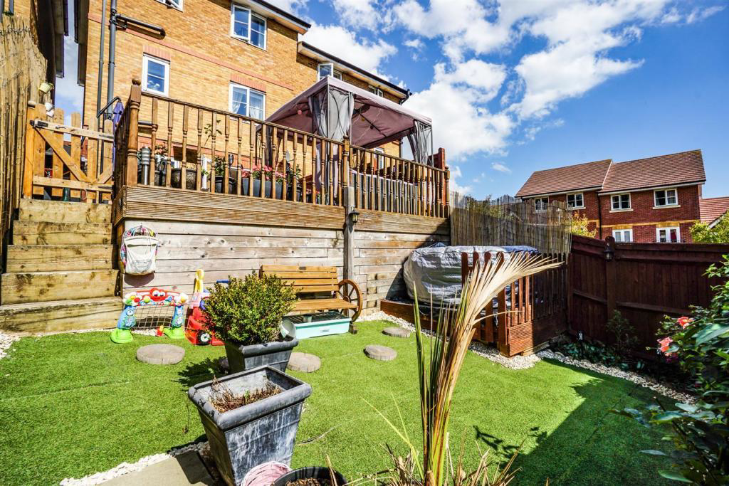 Etchingham Drive, St. Leonards-On-Sea, photo 15