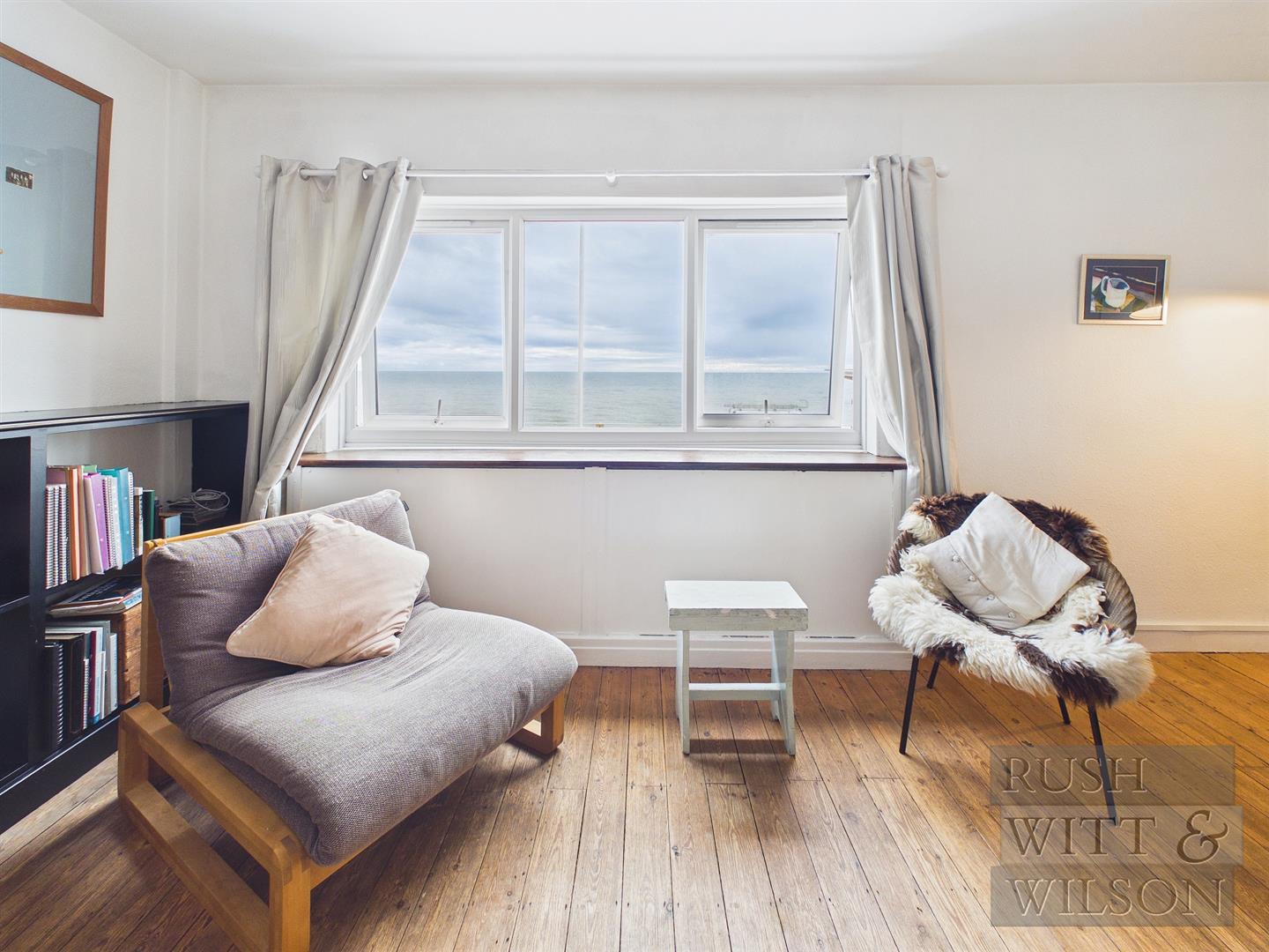 Marine Court, St. Leonards-On-Sea, photo 3