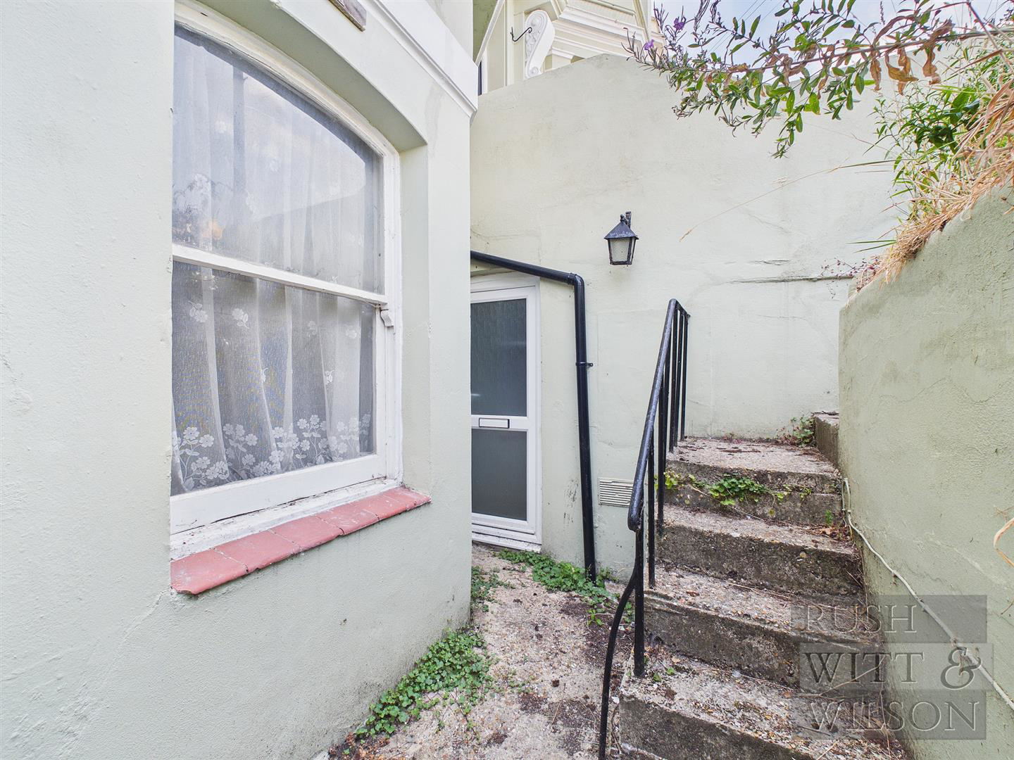 Carisbrooke Road, St. Leonards-On-Sea, photo 13