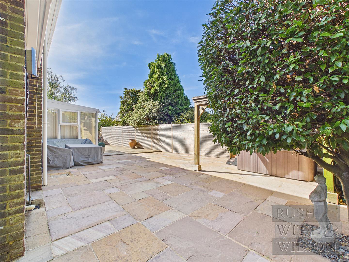 Larch Close, St. Leonards-On-Sea, photo 21