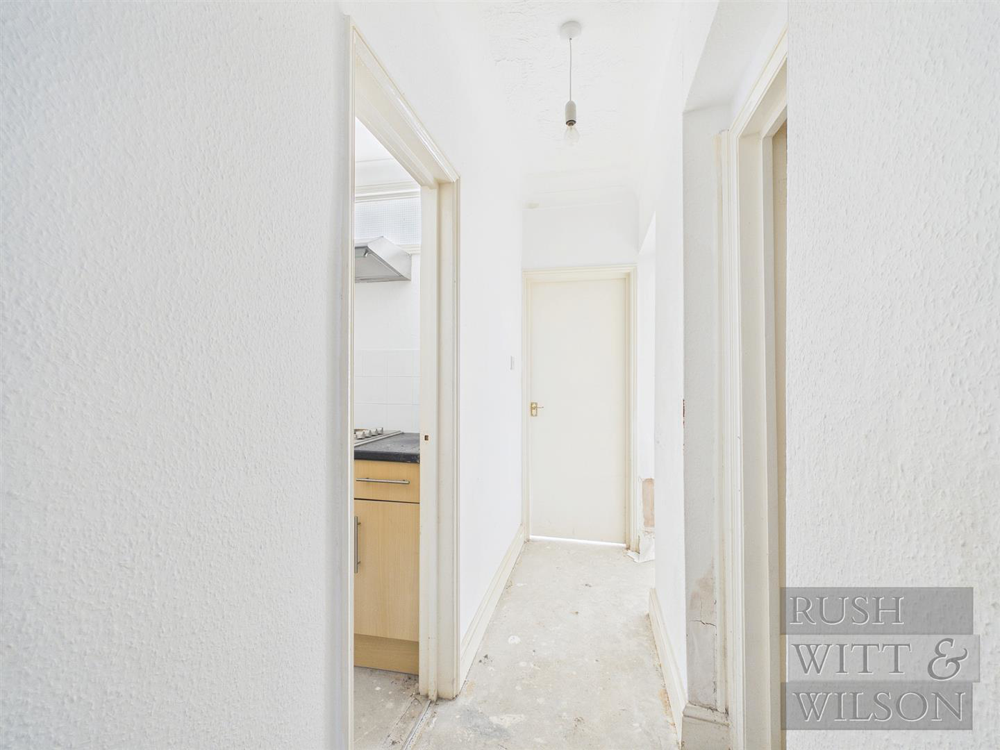 Carisbrooke Road, St. Leonards-On-Sea, photo 11