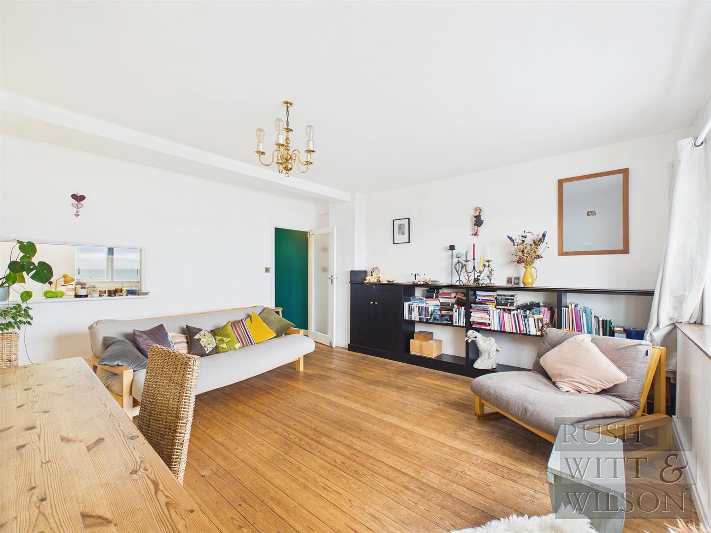 Marine Court, St. Leonards-On-Sea, photo 4