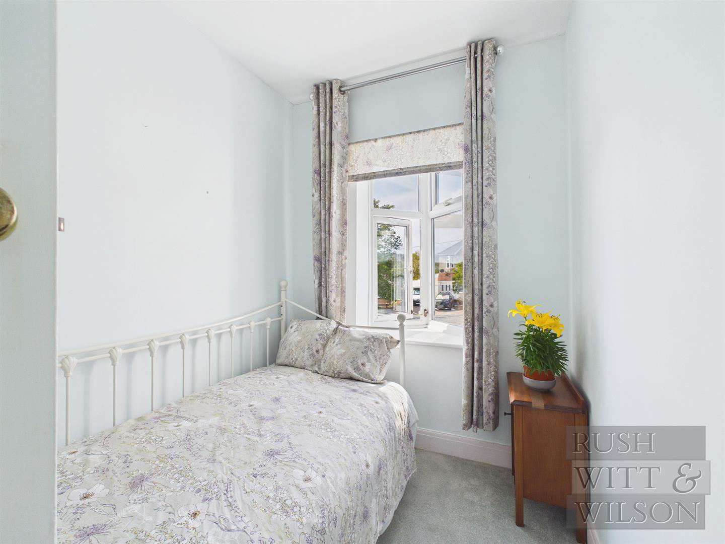 Ashbrook Road, St. Leonards-On-Sea, photo 16