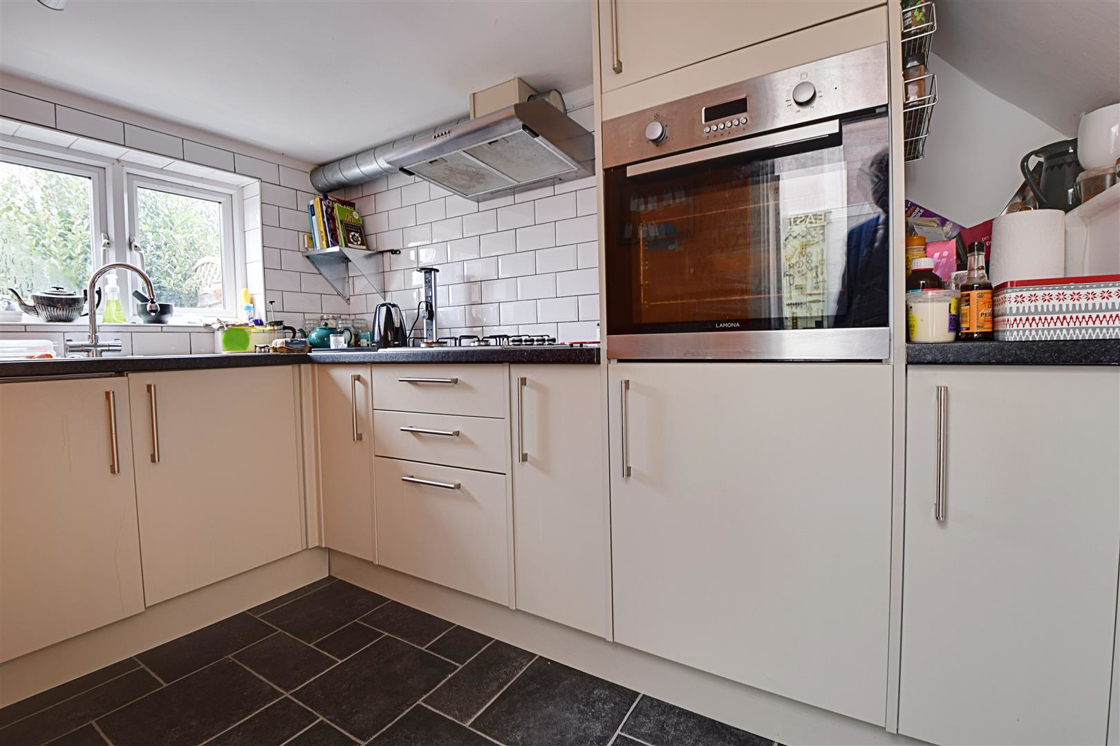 Garfield Road, Hailsham, photo 4