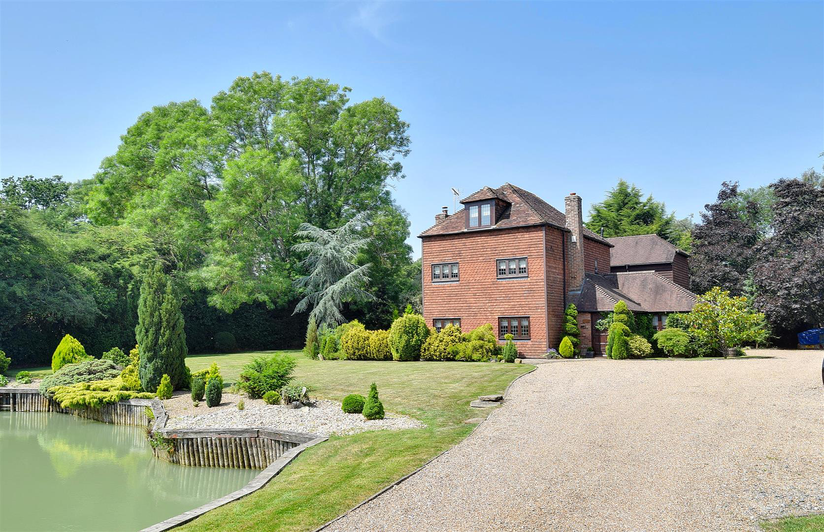 Woolpack Corner, Biddenden, photo 33