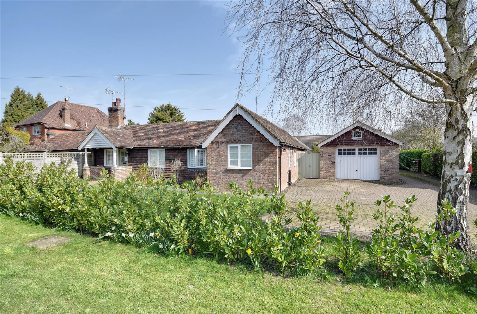 Front Road, Woodchurch