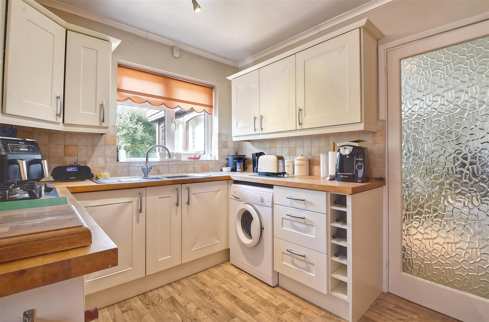 Wealden Avenue, Tenterden, photo 4
