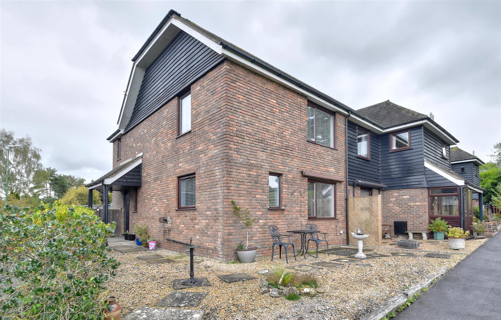 Eastwell Barn Mews, Tenterden