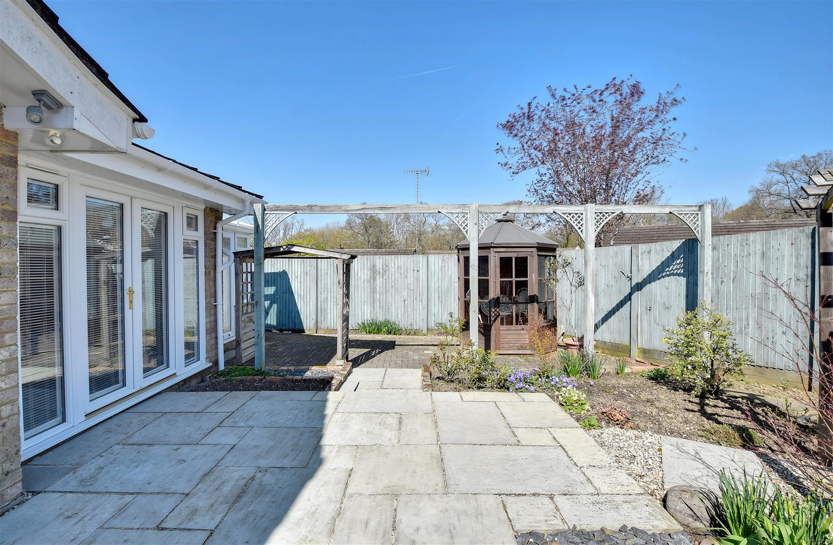 Haffenden Road, Tenterden, photo 10