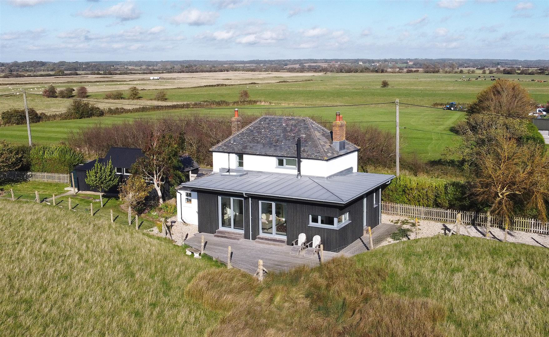 Station Road, Appledore
