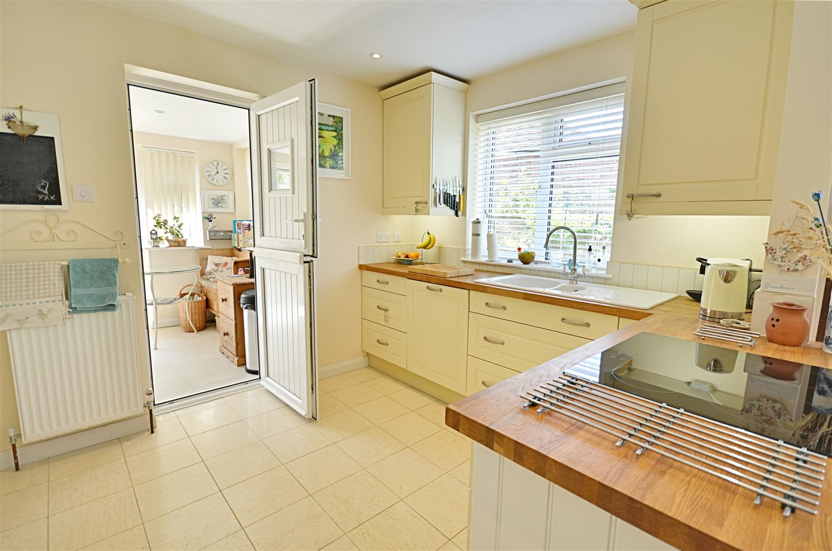 Wealden Avenue, Tenterden, photo 16