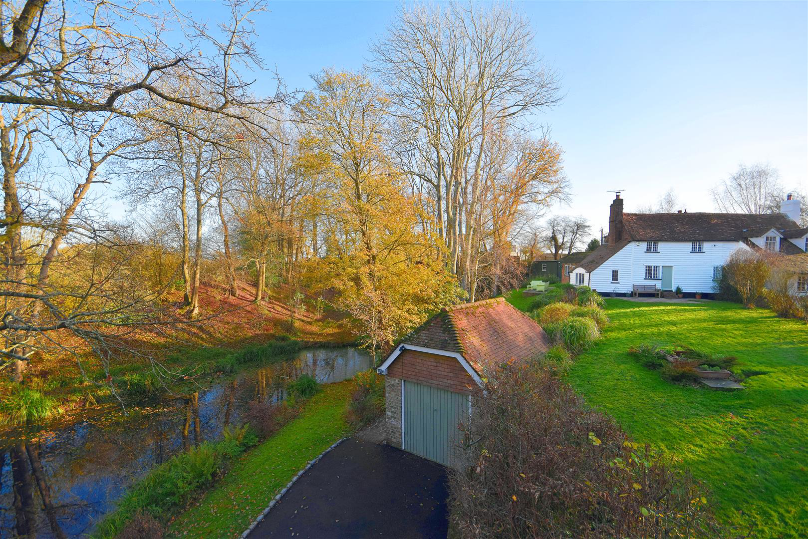 Lordine Lane, Ewhurst Green