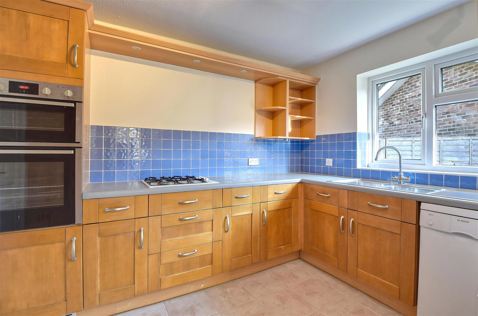 Haffenden Road, Tenterden, photo 15