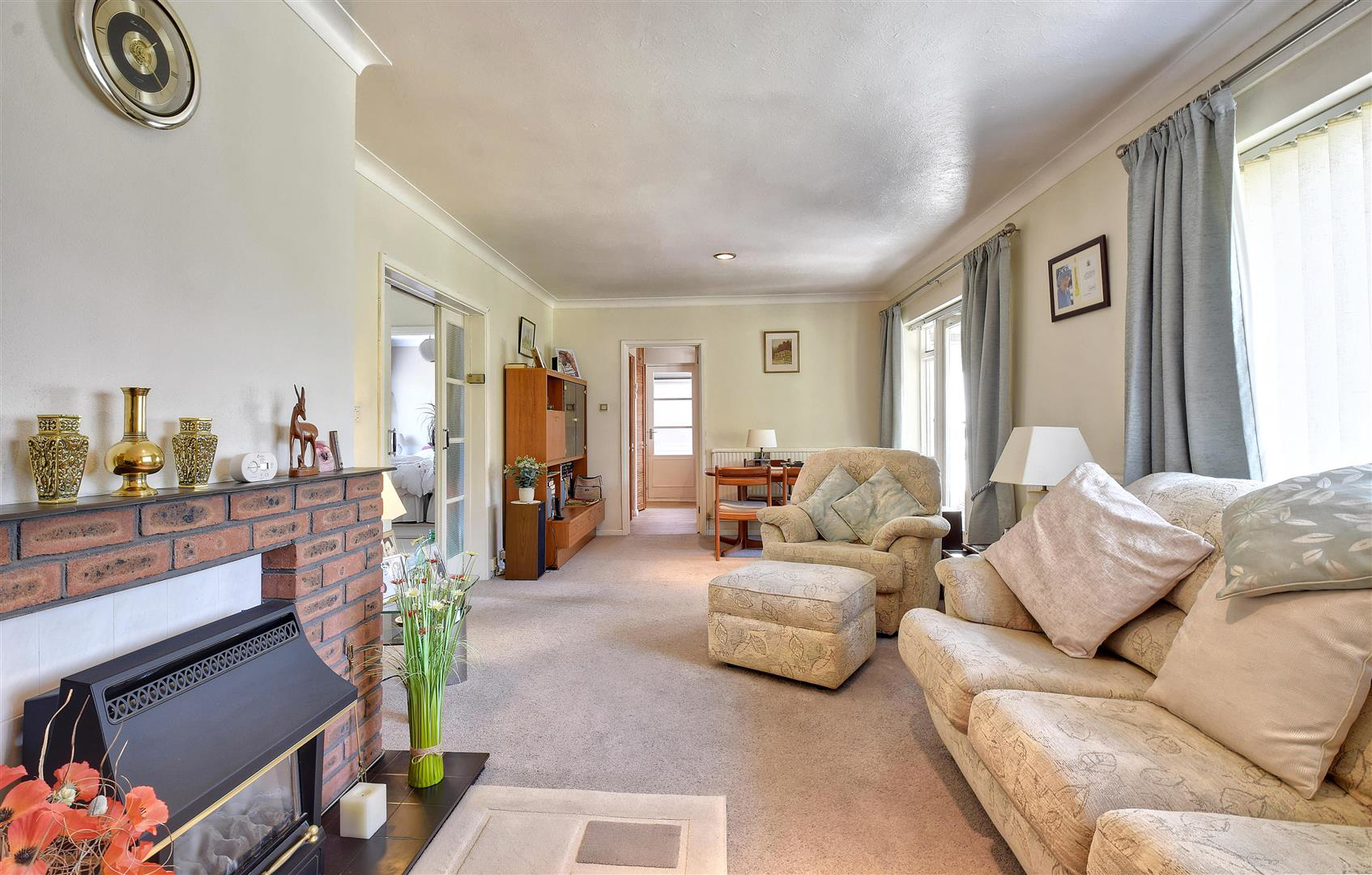 Wealden Avenue, Tenterden, photo 3