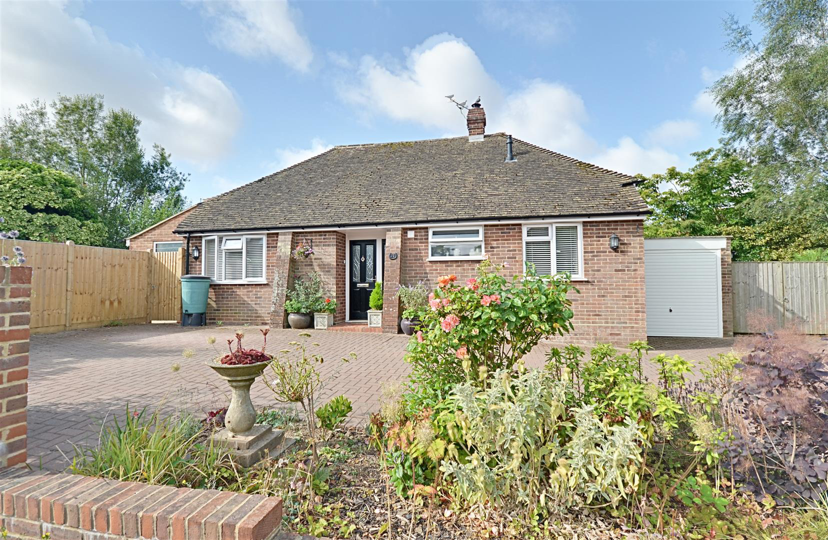 Wealden Avenue, Tenterden, photo 17