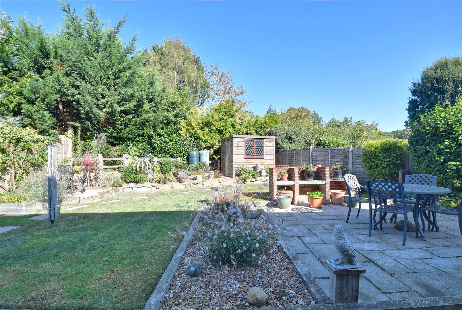 Vineys Gardens, Tenterden, photo 2
