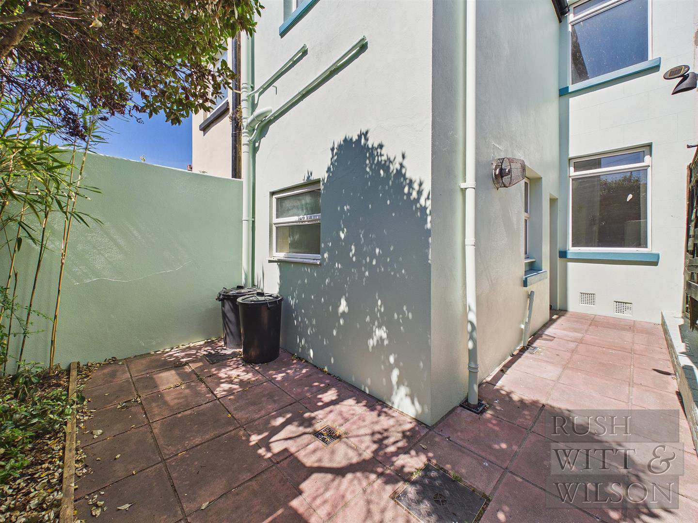 Lower South Road, St. Leonards-On-Sea, photo 14
