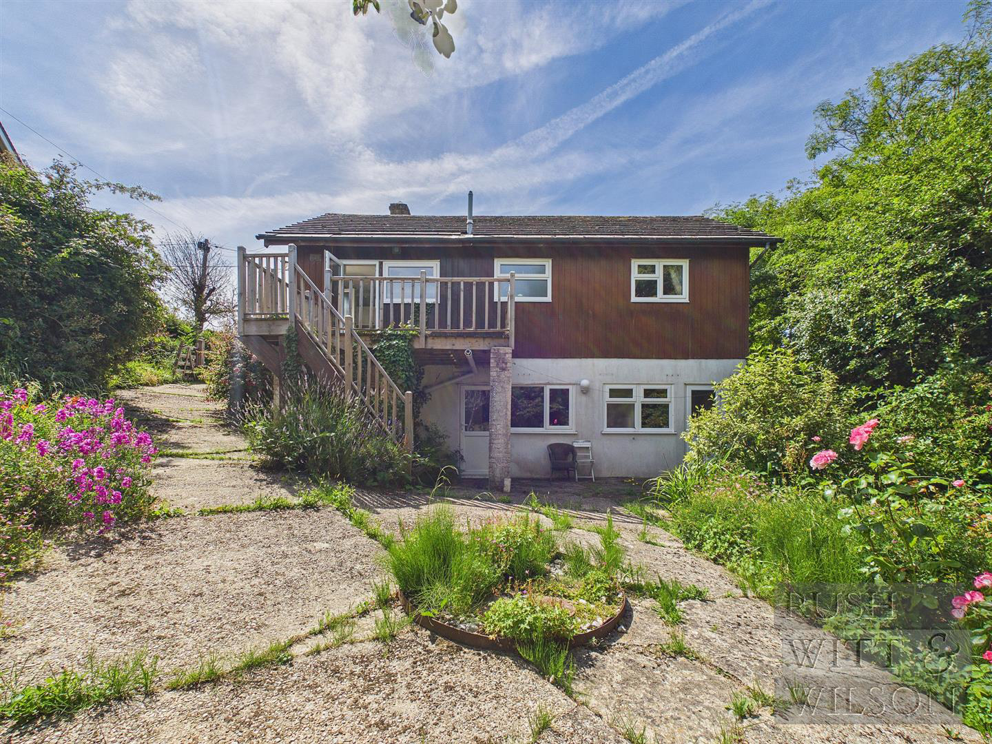 Broadway, Fairlight