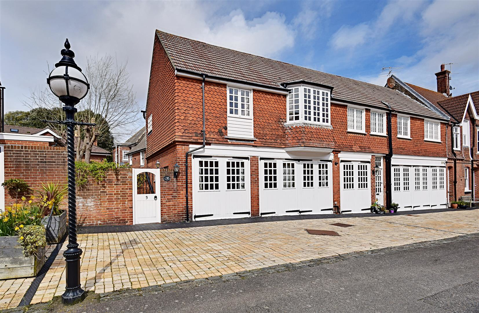 De Walden Mews, Eastbourne