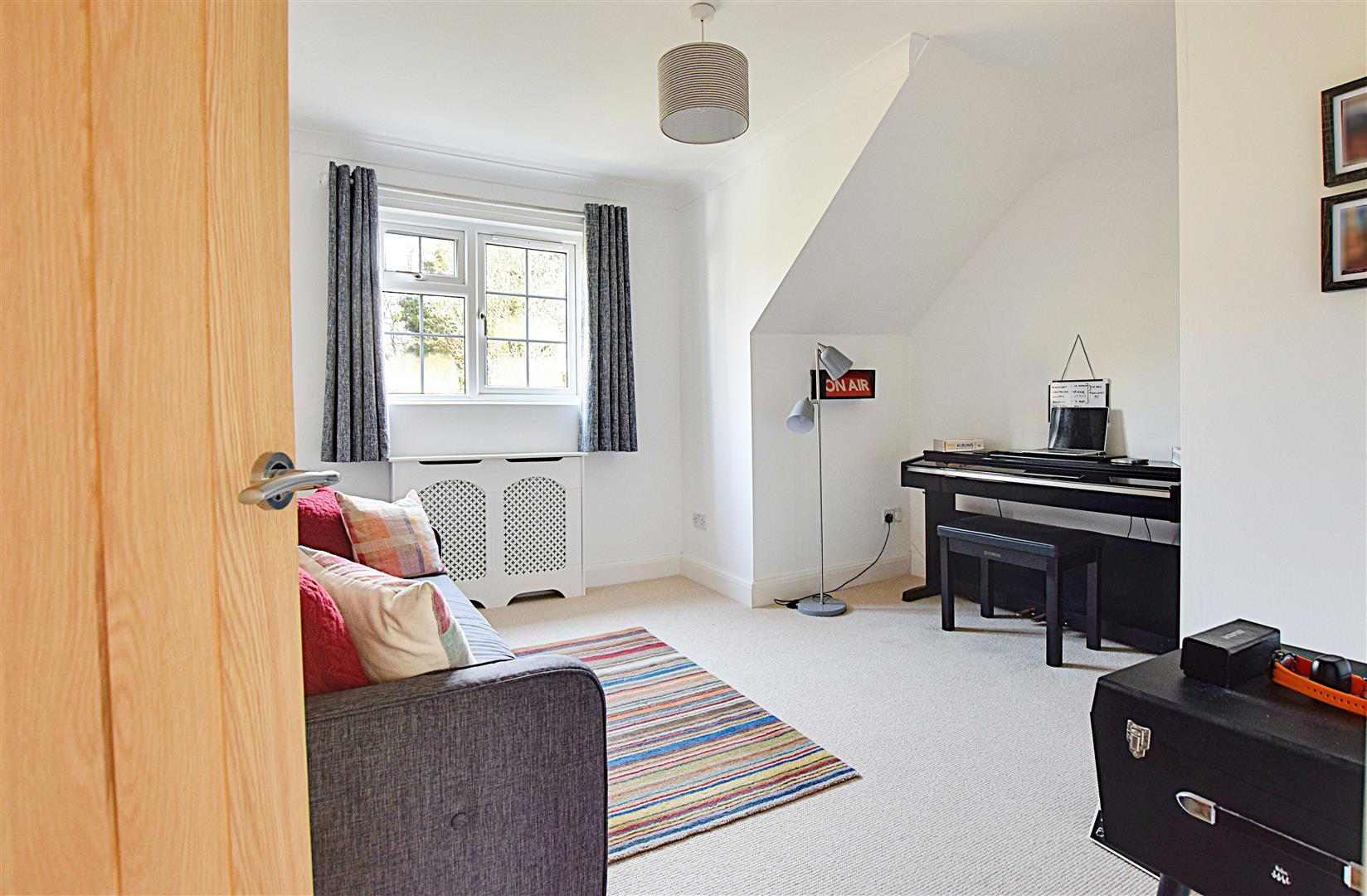 St. Margarets Crescent, Bexhill-On-Sea, photo 16